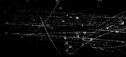 Een antiproton botst met een proton